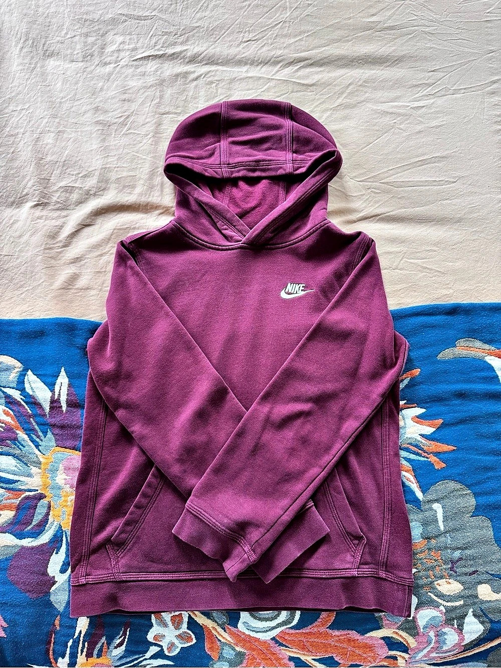 Nike Sportswear Club Fleece Pullover Hoodie Maroon Large